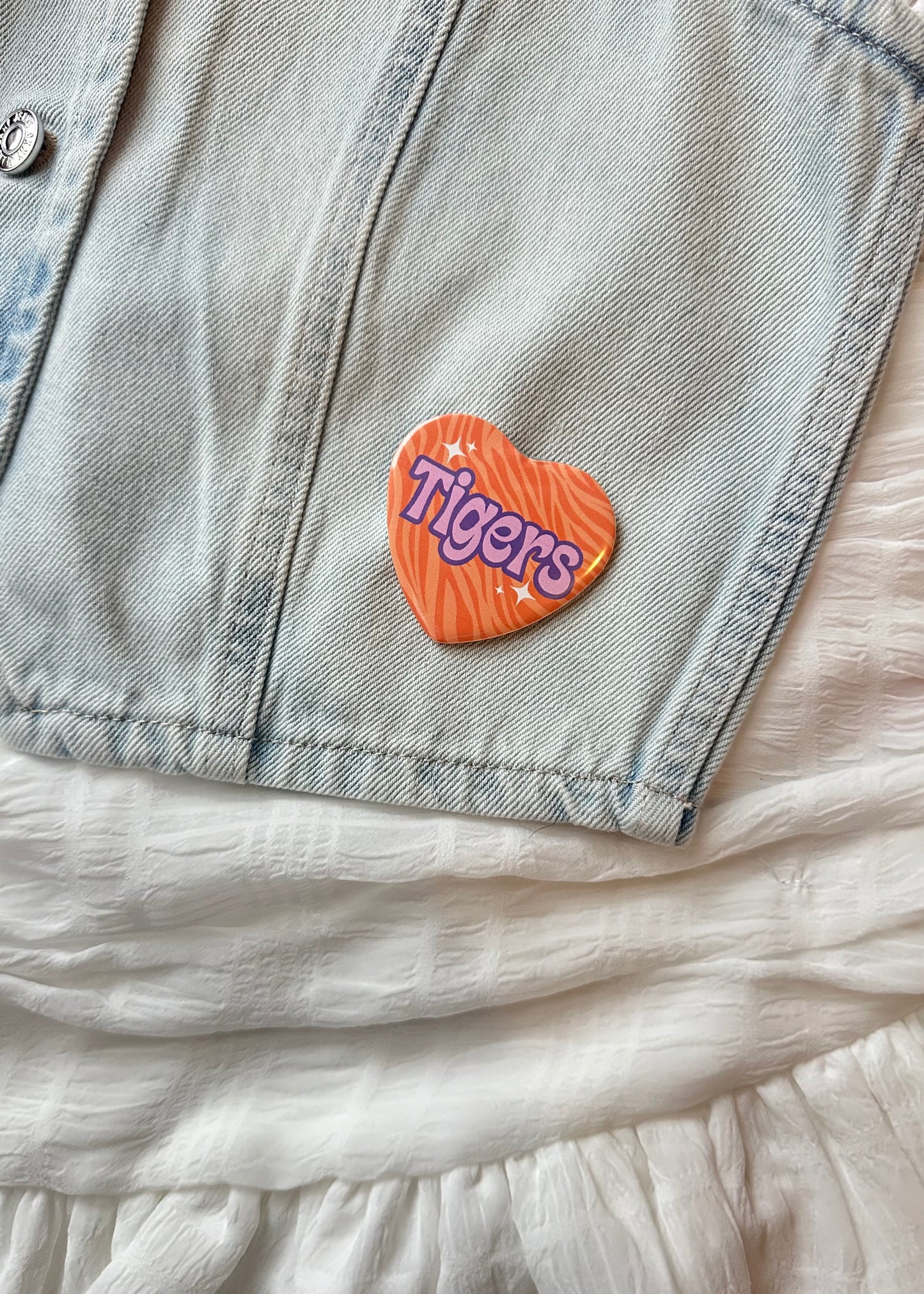 Tigers Heart Pin